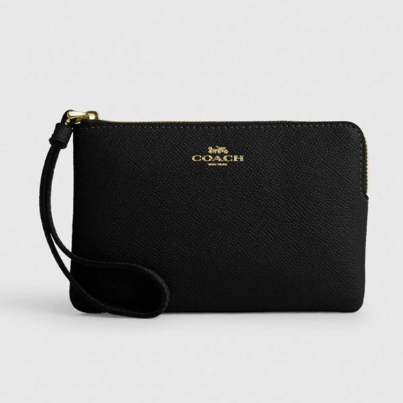 Coach Women’s Small Corner Zip Wristlet In Patent Leather Black CW855 - Picture 1 of 2